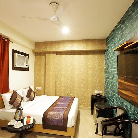 Hôtel Green Plaza At Airport à New Delhi Extérieur photo